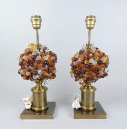 Luminaire : Paire de lampes - grappes de raisin - en verre piètement en laiton sans abat - jour