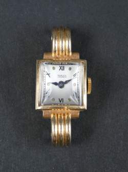 Bijou : Montre de dame THALES boitier en or jaune 18K mouvement à remontoir (en état)