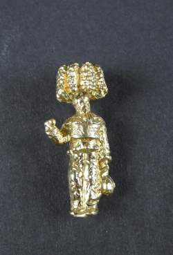 Bijou : Pendentif - Gille de Binche - en or jaune 18K Bijou : Pendentif - Gille de Binche - en or jaune 18K