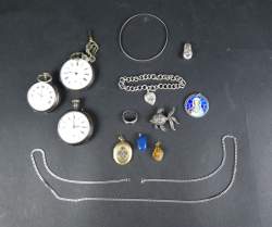 Bijou: Lot de bijoux en argent P: 64,1g (7pcs dont 1mq attache) + 3 montres de g