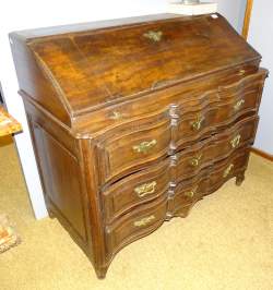 Meuble scriban arbalète en chêne 18eS Meuble scriban arbalète en chêne 18eS