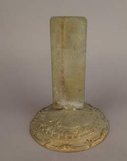 Objet: porte-épée en cuivre fin 19e/déb 20eS Objet: porte-épée en cuivre fin 19e/déb 20eS