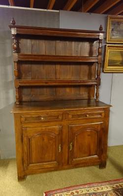 Meuble vaisselier en chene fin 18/début 19eS Meuble vaisselier en chene fin 18/début 19eS