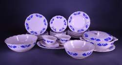 Céramique: Service à diner en faience BOCH La Louvière Céramique: Service à diner en faience BOCH La Louvière