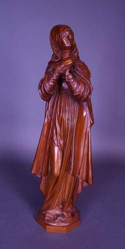 Sculpture: Terre cuite patine brune -Dame de style médiéval debout- anonyme fin