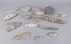 Objet : Divers Silex et pierres certaines taillées et polies (+/ - 14pcs)