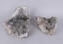 Collection minéraux : 2 grandes formations libres de cristaux probablement de quartz