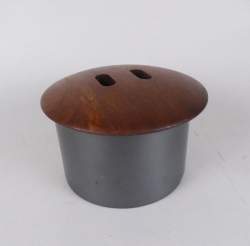 Objet : Seau à glace (coups , traces d'usages) couvercle en teck JUHL Finn