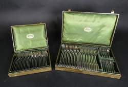 Argenterie : CHRISTOFLE couverts modèle Marie-Antoinette en métal argenté