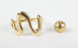 Bijou : Bague en or jaune 18K et 1 boucle d'oreille