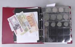 Collection de pièces de monnaie : petit lot d'argent + autres pièces au kilo + quelques billets