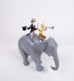 BD : HERGE , création Moulinsart - Tintin éléphant - N° 49/2000 en plomb circa 1998 Collection classique