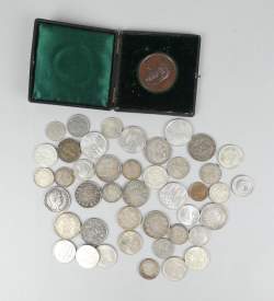 Collection : Pièces de monnaie : beau petit lot en argent (dont 1 Morin N°160a) + médaille de Leopold II - Braconnage - et 1 pièce de 2 sols de l'an 4 1792 W