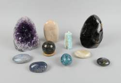Collection : Lot de minéraux/pierres dont améthyste , septaria , pierre de lune , . (10pcs)