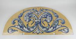 Céramique: Imposte en majolique décor de têtes de bélier (4pcs) (ecl, egr) 100x4