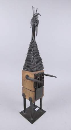 Sculpture : Sculpture figurative en fer et bois signé BERNARD Claude