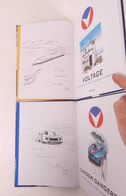 BD : 2 Michel Vaillant Dédicacés par Benjamin Beneteau , très bel état , issus de la nouvelle saison - Liaison dangereuse - et - Voltage -