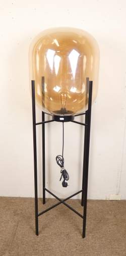 Luminaire : Lampadaire dans le goût du modèle - Pulpo - de HERKNER Sebastian 20/21eS