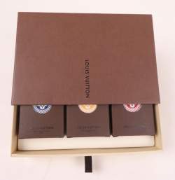 Mode: Boite de jeux de cartes LOUIS VUITTON: 3 paquets de cartes avec étui dont
