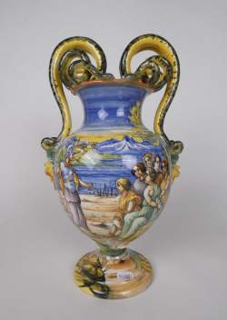 Céramique: Vase en faïence (egr) dans le goût de URBINO anses de serpents décor