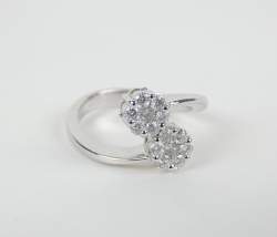 Bijou: Bague en or blanc 18K sertie de diamants pour env. 0,58cts P: 5,4g TDD: 5