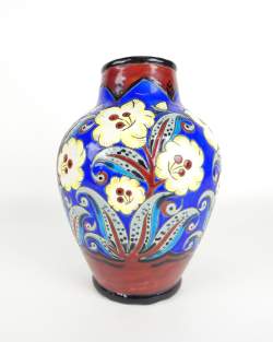 Céramique : Vase en faïence Boch Keramis circa 1936 F696 D2073 Atelier de Fantaisie en émaux cloisonnés décor polychrome de motifs végétaux