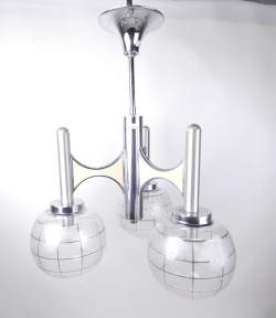Luminaire : Lustre Space Age attribution possible au designer SCIOLARI Gaetano