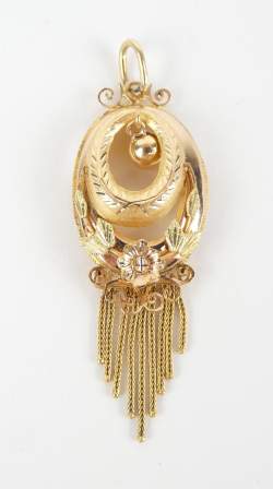 Bijou : Pendentif ovale Napoléon III en or jaune 18K avec frange
