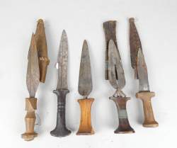 Africain : 5 armes Mangbetu et Luba