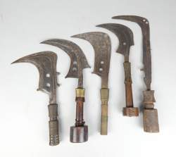 Africain : 5 couteaux majoritairement du Mangbetu