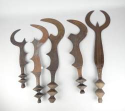 Africain : 5 glaives faucilles du Congo