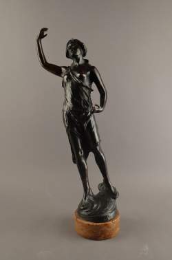 Sculpture bronze -Jeune femme debout- signé MOREAU Auguste
